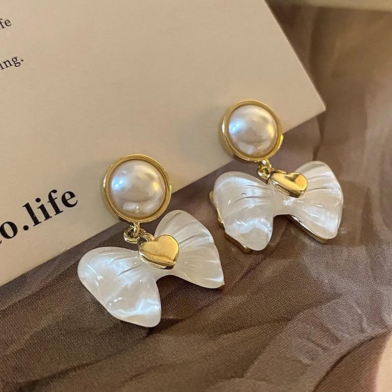 Elegant White Heart Bow Pearl Earrings with S925 Silver Studs