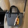 Niche simple personalized handbag bag women's new trendy fashion bucket bag casual shoulder messenger bag