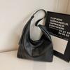 Retro Autumn New Large Capacity 2025 New Korean Version Fashion Solid Color Casual Commuting Shoulder Tote Bag Women