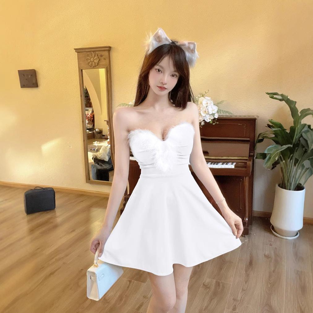 Women's Christmas dress Sexy low-cut waist and thin big pendulum fluffy splicing suspender tube top dress