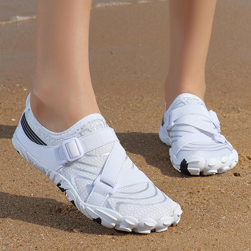 Outdoor hiking hiking shoes seaside beach shoes casual wading shoes 35