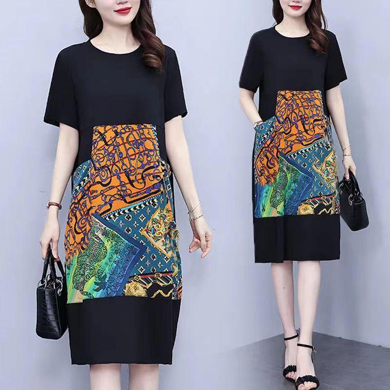 Elegant Plus Size Summer Dress - Slimming, Belly Concealing with Age-Reducing Print & Patchwork Design