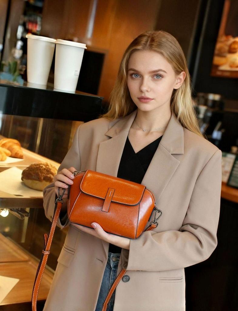 Bolsa Transversal Retro Feminina em Couro Genuíno - Elegante, Versátil, Pequena Bolsa de Couro para Ombro para o Dia a Dia.
