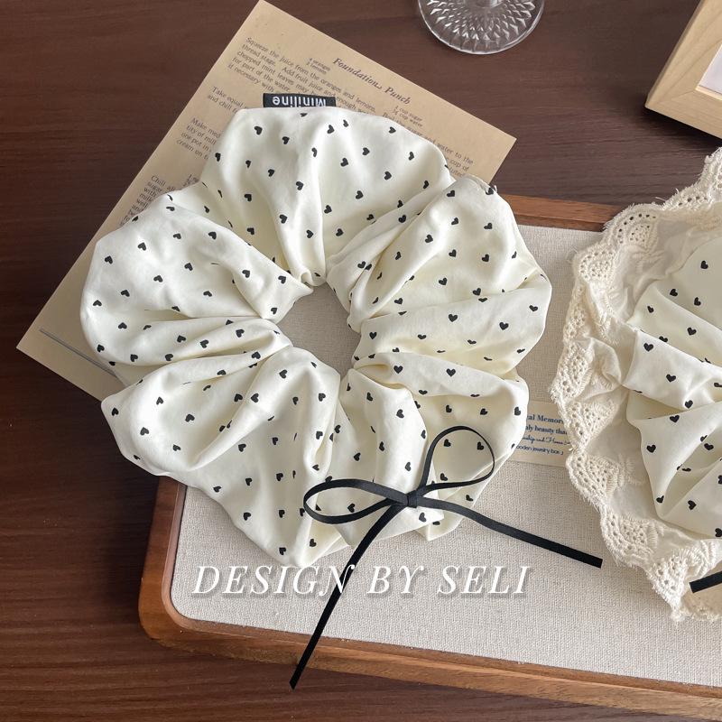Elegant Off-White Lace Bow Knot Scrunchie with Heart - Korean Style Hair Accessory for Women
