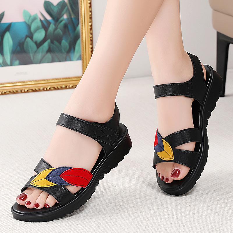 

Large size women s shoes new summer women s sandals soft sole flat heel flat sole middle-aged and elderly middle-aged mother shoes size 41 41 чорний