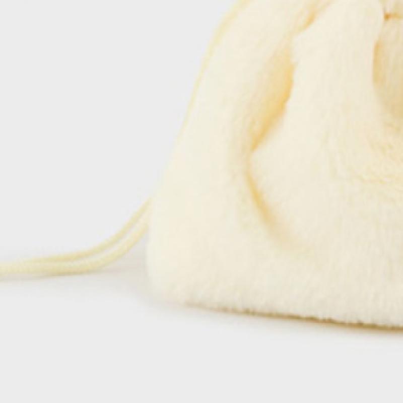 Daiso Fuzzy Pouch  Medium 