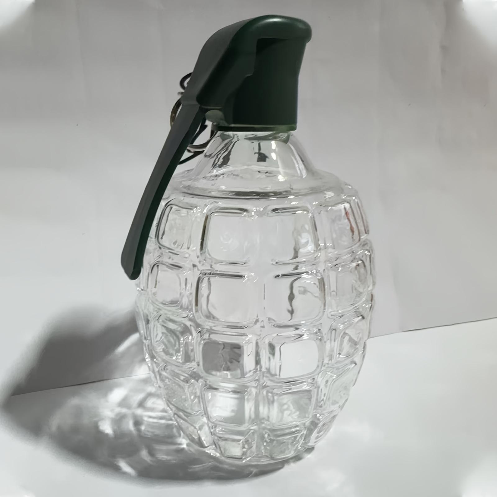 Whiskyflasche, geformtes Glas mit Gravur 2025, 300ml auslaufsicheres und langlebiges Design Whiskykaraffe, zur Whiskyaufbewahrung, einzigartige Glasflasche. 1
