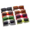 Diamond-Set Sunglasses, Larger-Frame Personalized Diamond Glasses, Street-Shot Pretty Girl Sunglasses