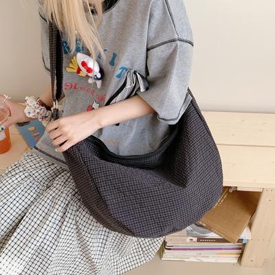 Korean Lazy Wind Bag Large Capacity Women's Shoulder Bag 2025 New Nylon Canvas Dumpling Bag Simple Messenger Bag