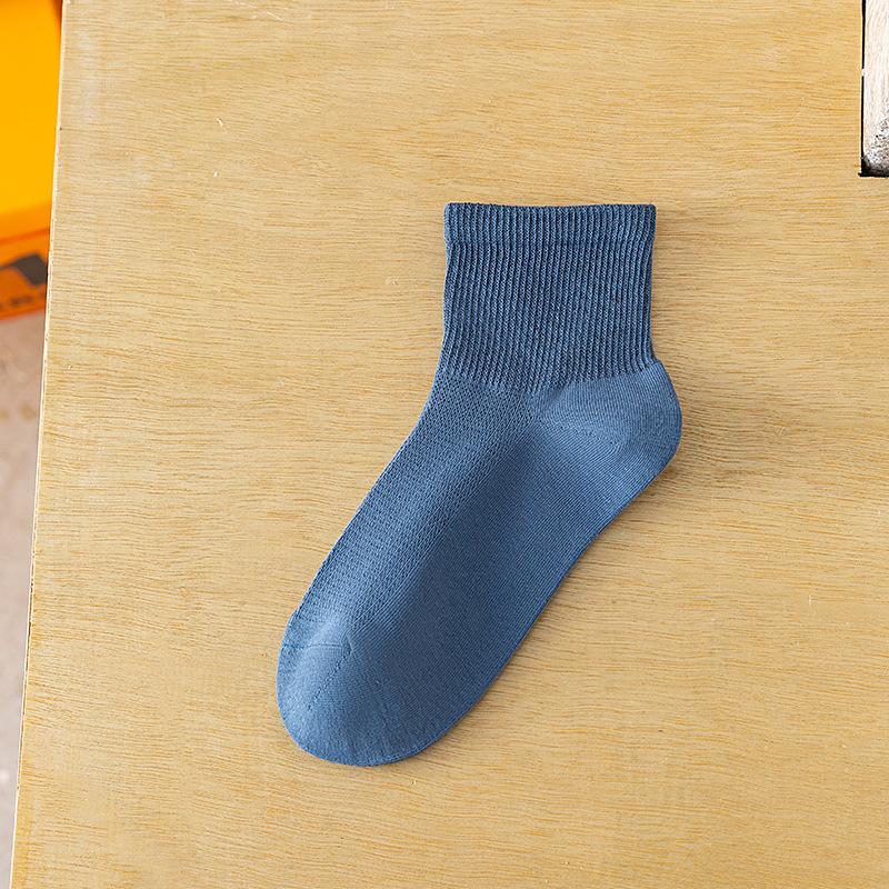 Men's Summer Thin Pure Color Simple All Build Collegiate Style Sports Socks