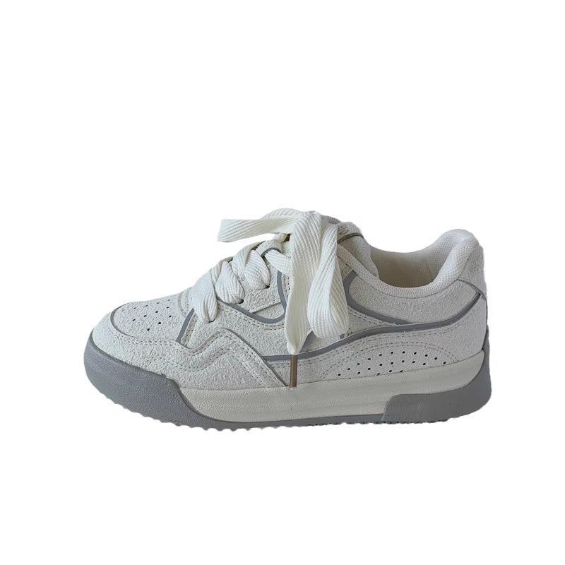 Korean versatile little white shoes women's models 2025 new spring popular casual board shoes platform and lightweight student women's shoes