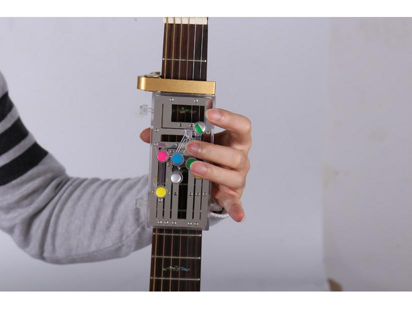 One-Key Guitar Chord Practice Device for Finger Strengthening On Wooden Folk Guitar