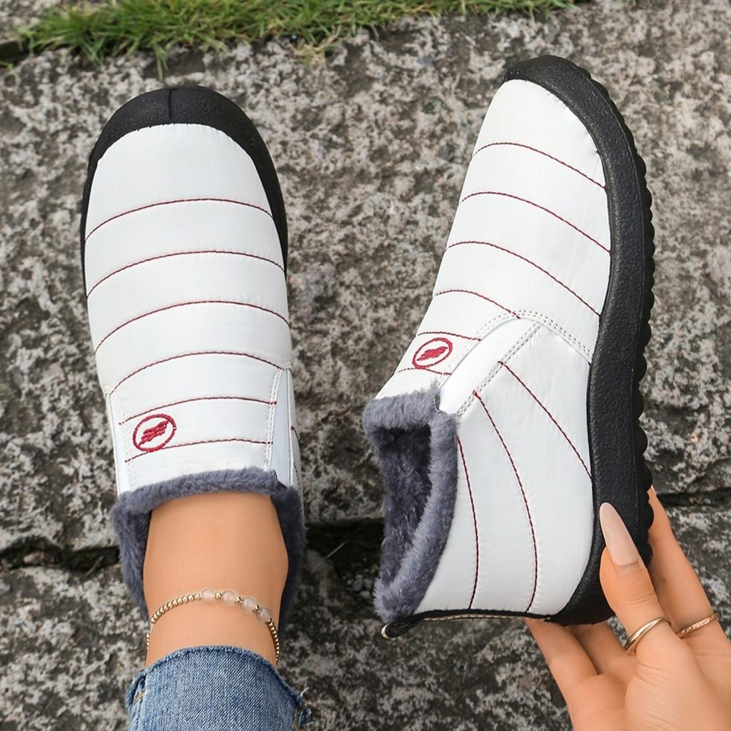 2025 New Large Size Cotton Boots with Thickened Lining Old Beijing Snow Boots Warm Casual Shoes