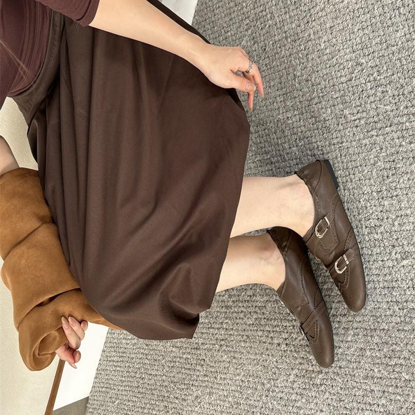 2025 autumn new niche design belt buckle heightening single shoes fashionable versatile retro engraved loafers