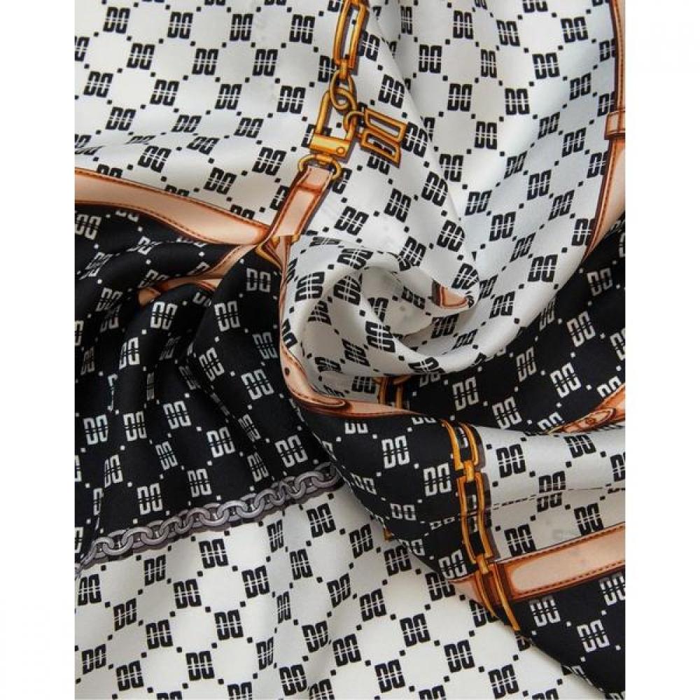 Daks Square Silk Scarf Black Dd Pattern Dcsc3e021