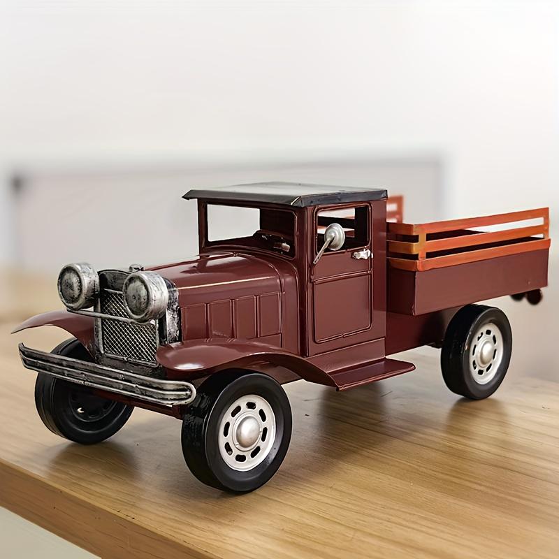 Vintage Handmade Tinplate Car Model Travel Edition Pickup Truck Tinplate Craft Artwork Classic Car Suitable for Industrial Style Home Decor