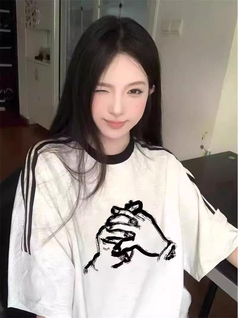 

2025 Summer Women s Loose-Fit Striped T-Shirt - Trendy American Niche Brand 3XL