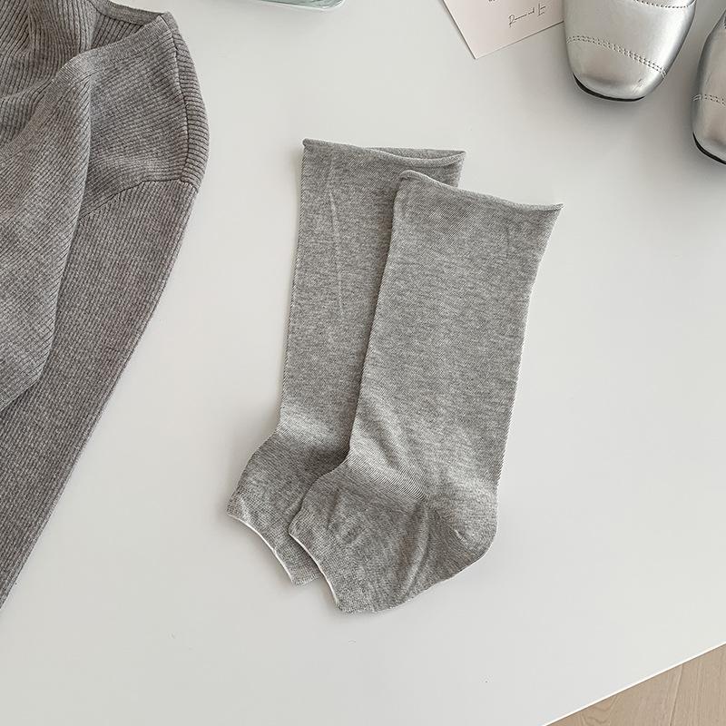 Female Autumn New Style Trend All Match Solid Color Roll Edge Step Foot Pile Pile Stocking