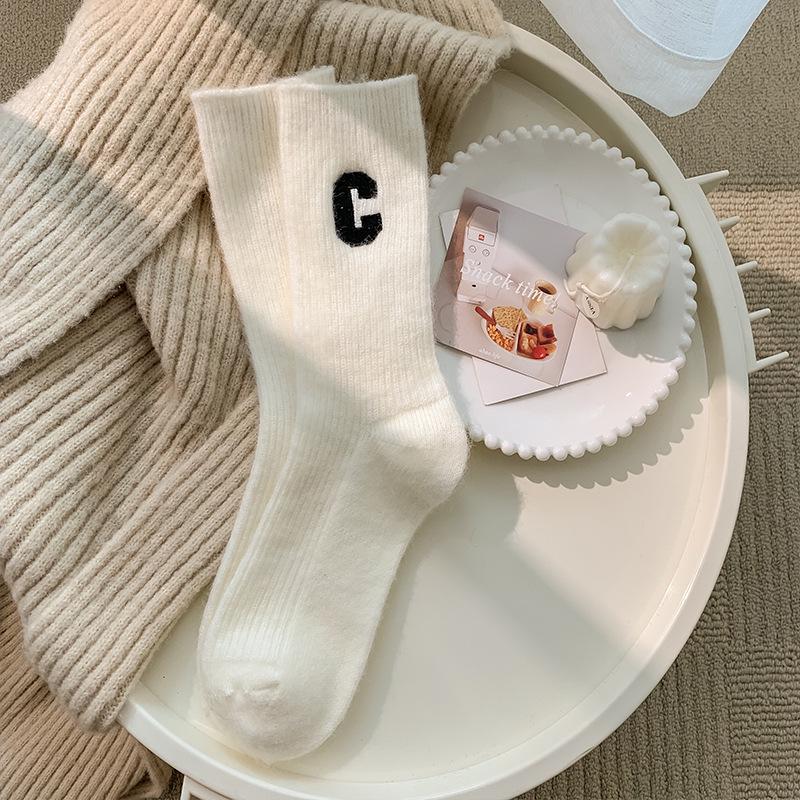 

Женские зимние толстые шерстяные носки до середины икры - Модные хлопковые с плюшевым вельветом, теплые и уютные для осени и зимы Size 35, Preferred Shipping for Size 42 белый