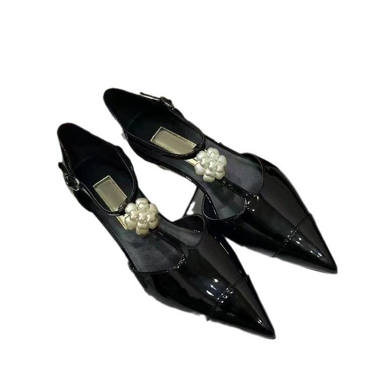 

Sheepskin version~ Genuine leather small fragrant wind camellia Mary Jane shoes children s French pointed head shallow mouth single shoes bag head 34