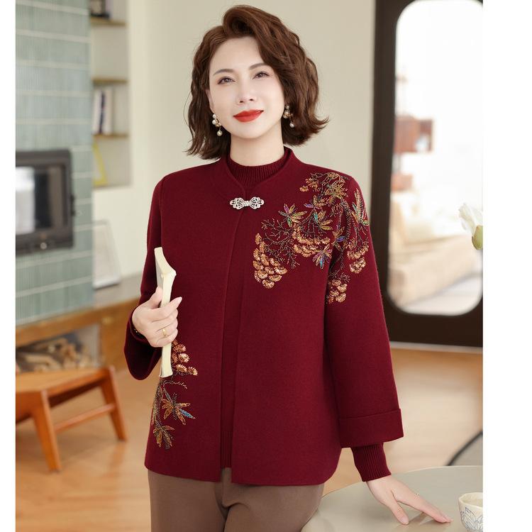 Middle-aged and Elderly Women's Autumn and Winter Fashion Sweater Heavy Craft Jacket Mother Autumn New Knitted Cardigan Two-piece Set