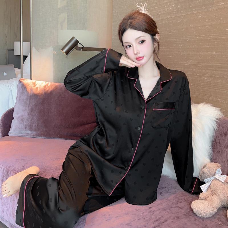 

Women s Heart Jacquard Pajamas Set: Long Sleeve, Simple Casual, High-End Home Wear for Spring/Autumn 2025 L