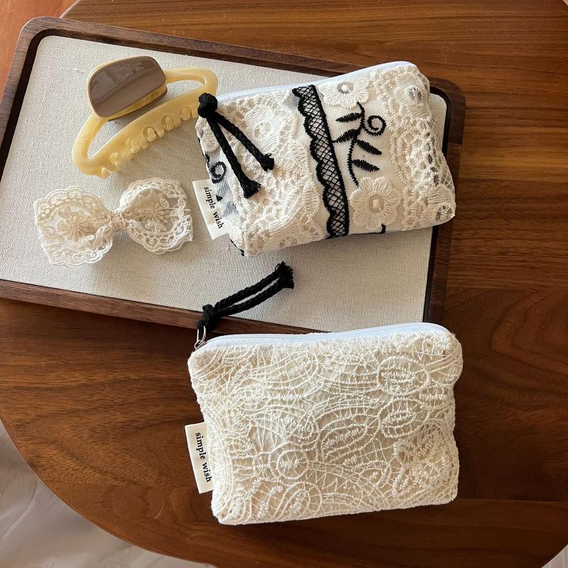 Retro Lace Embroidered Cosmetic Organizer Bag Mini Women'S Makeup Bag Portable Coin Purse Wallet Cosmetics Lipstick Storage Bag