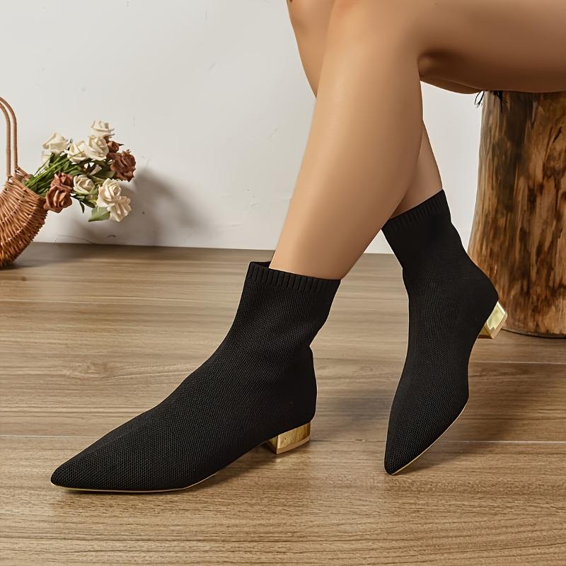 Francuskie Elastyczne Botki Nowość Jesień Zima 2025 Szpiczasty Nosek Flyweave Oddychające Antypoślizgowe Obcisłe Skarpety Botki