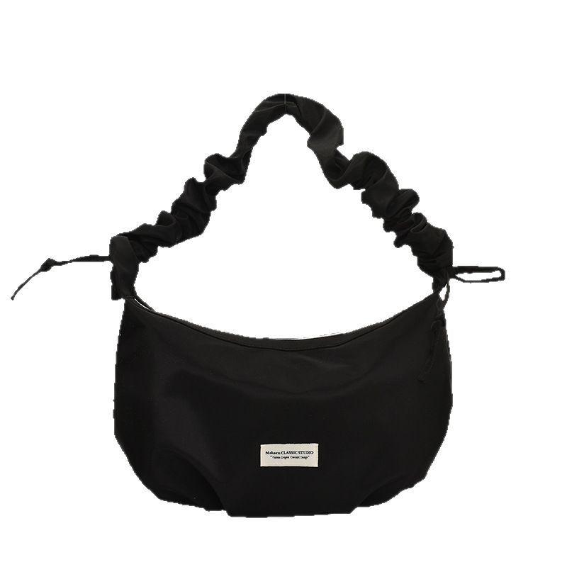 Large Capacity Messenger Bag Women's 2025 New Armpit Bag Commuter Leisure Bag Fashion Folds Simple Shoulder Bag Tide