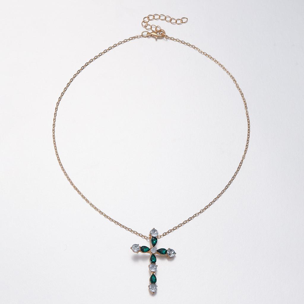 European and American Jewelry, Simple Ins Cross Pendant Necklace, Personalized Niche Design Sense, Diamond-encrusted Collarbone Chain for Women