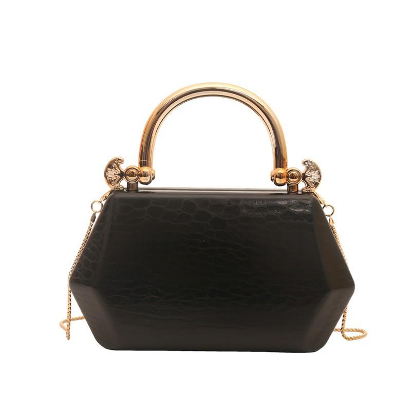 Stylish Chain Shoulder Bag Women Minimalist Evening Clutch Small Square Crossbody With Inner Pocket Zipper