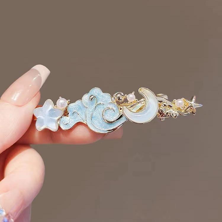 

Dreamy Blue Mermaid Pearl Duckbill Hair Clip