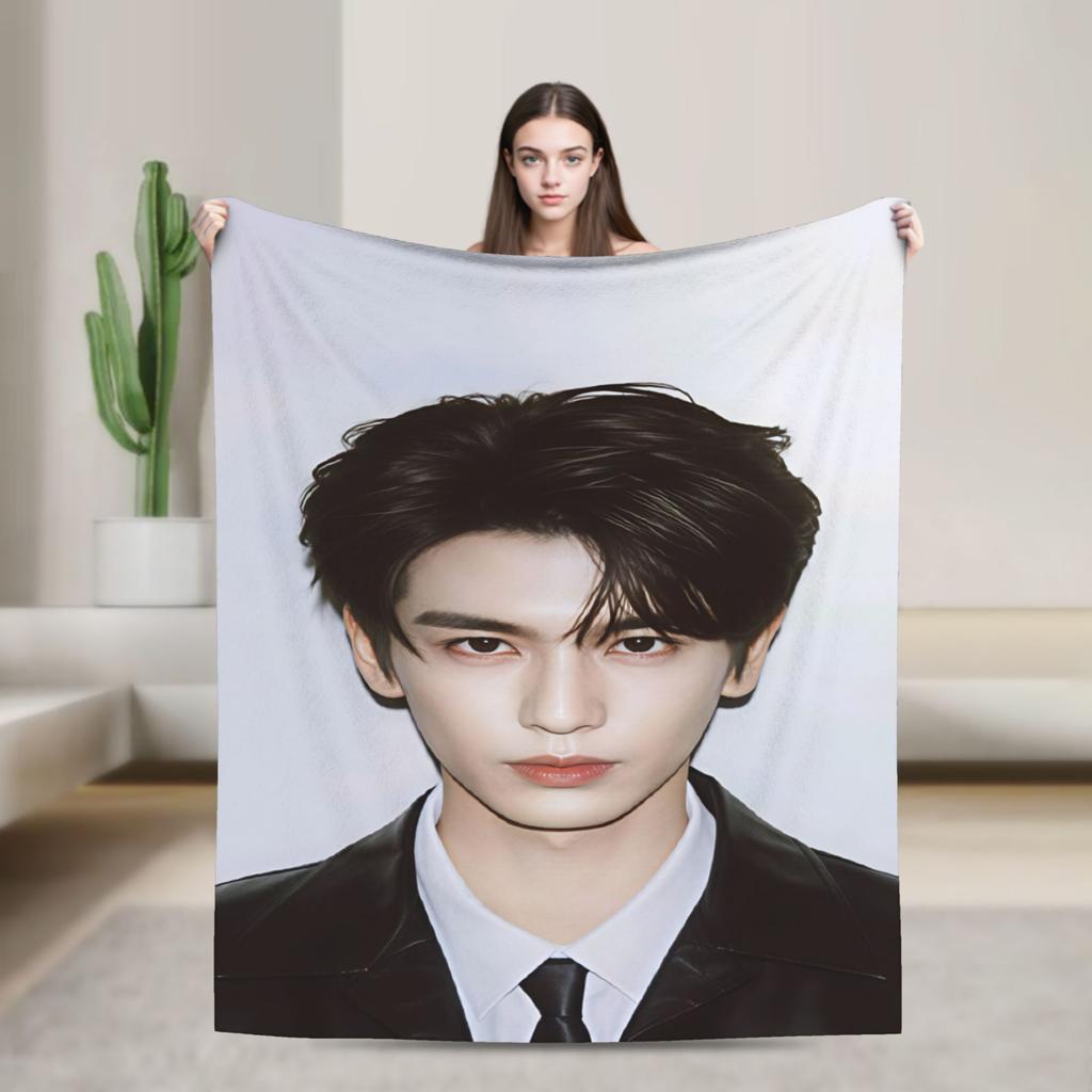 Zhang Linghe Blanket Airplane Travel Flannel Throw Blanket For Couch Chair Warm Custom Quality Bedspread Gift Idea