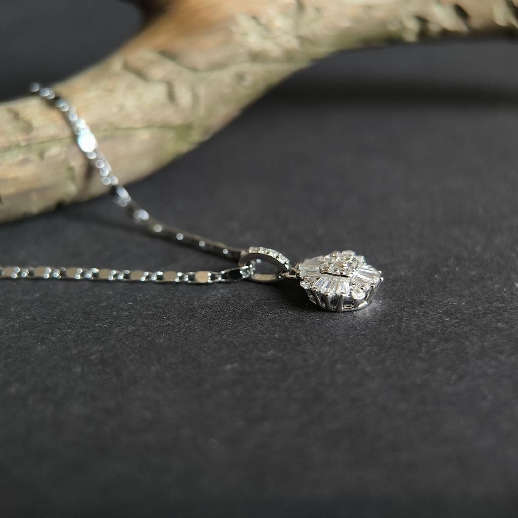 Серебряная подвеска с фианитами (2192626)