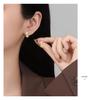 Elegant Pearl Stud Earrings: High-End European & American Fashion Accessory