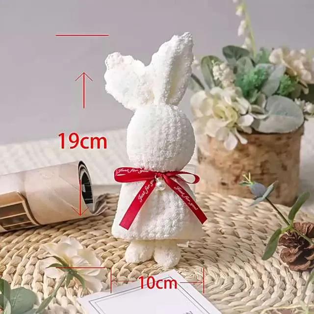 

Coral Fleece Bear Pineapple Towel Souvenir One Size білий