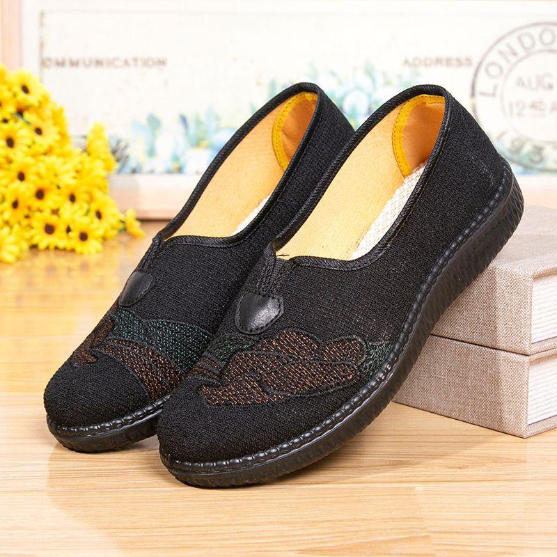 Old North cloth shoes female grandma shoes soft sole women's shoes non-slip in the elderly cloth shoes lightweight mother shoes