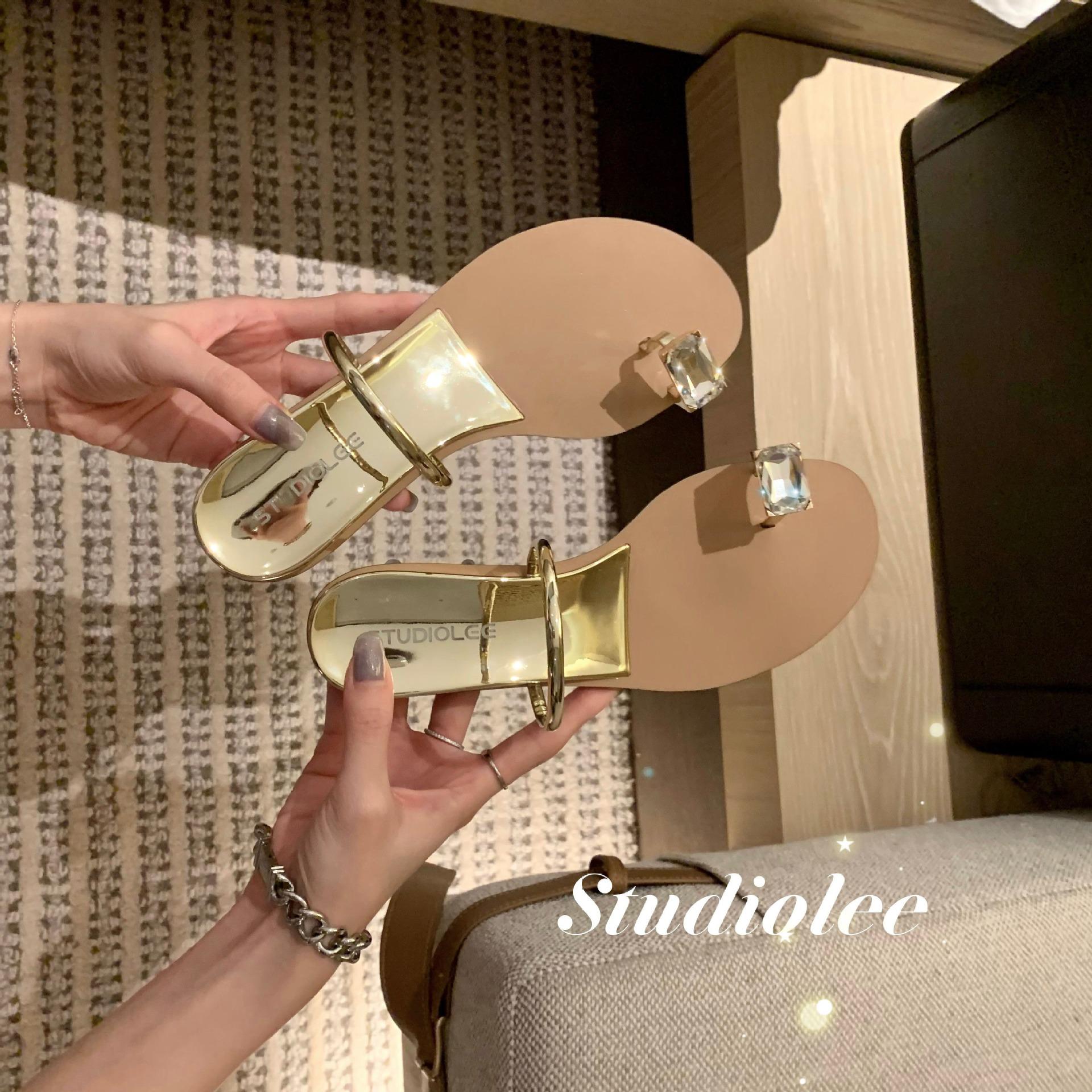 

Summer Rhinestone Pigeon Egg Thong Flat Slippers for Women with Inner Height Increase 34 тілесний/рожевий