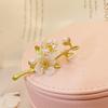 Exquisite Sweet Pearl Texture Jasmine Flower Plants Brooches for Women High Quality Party Daily Wear Banquet Temperament Jewelry