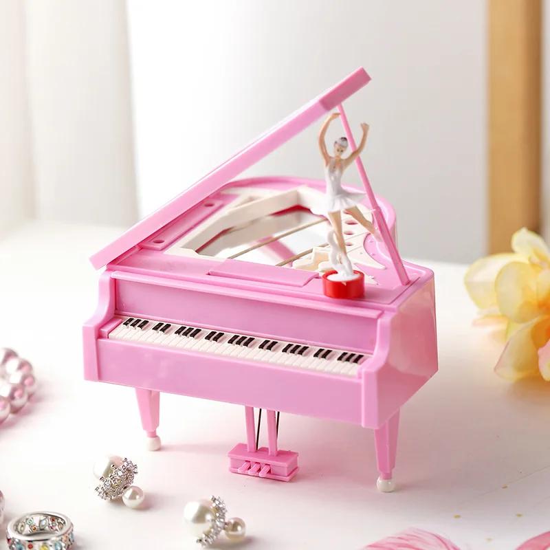 Kreative Klavierförmige Spieluhr Romantische Klassische Klavierförmige Spieluhr Exquisite Kunststoffe Umweltfreundliches Heimdekorationsornament ZG117