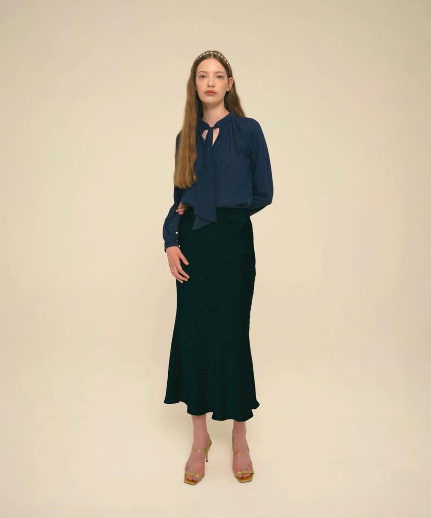 Aiseugadeuneiogongpal Mermaid Maxi Satin Skirt_Dark Sarpphire