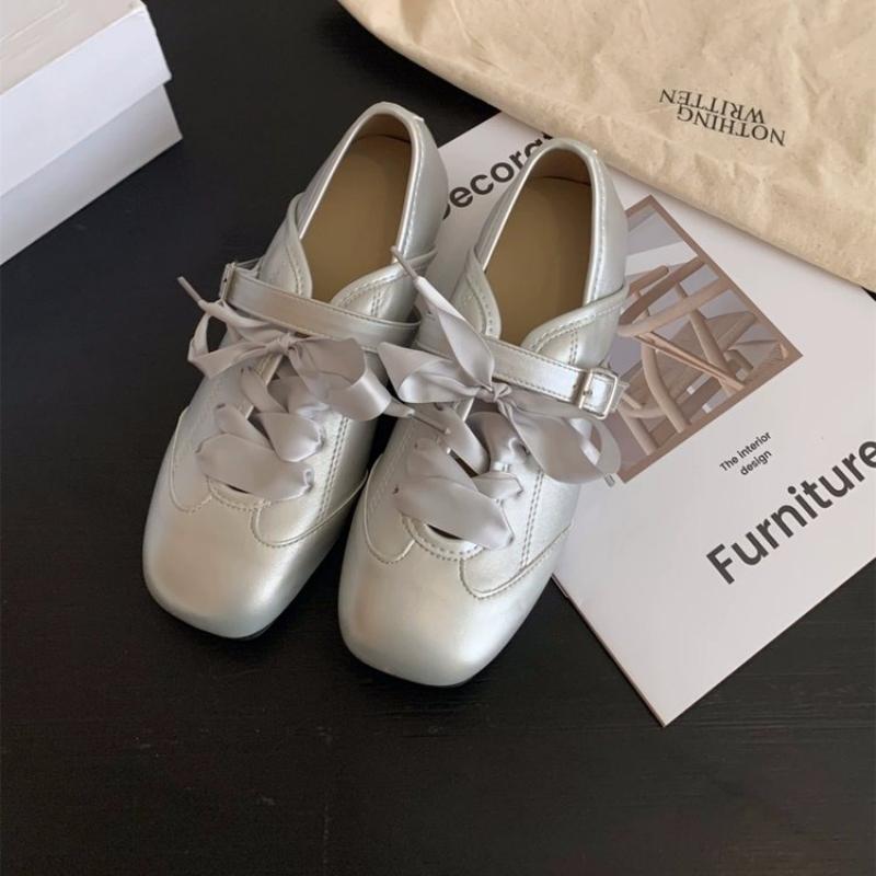 Fashion 2025 New Women Sneaker Bow Ballet Dance Mary Jane Shoes Summer Autumn Fashion New Dress Designer Shoes Casual Shallow Footwear