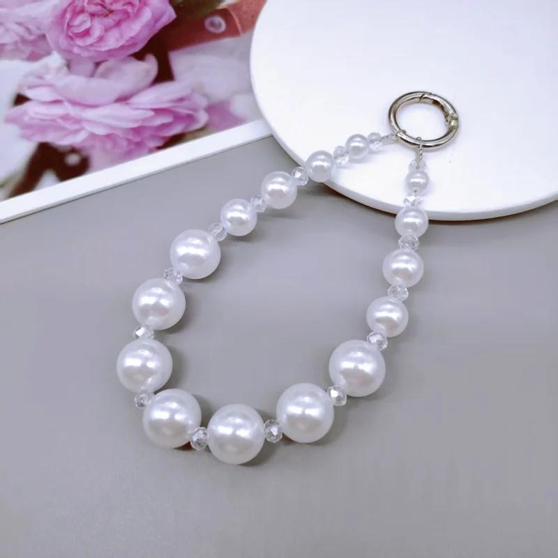 

Advanced niche, simple and versatile temperament, light luxury crystal pearl short handmade bead phone chain белый