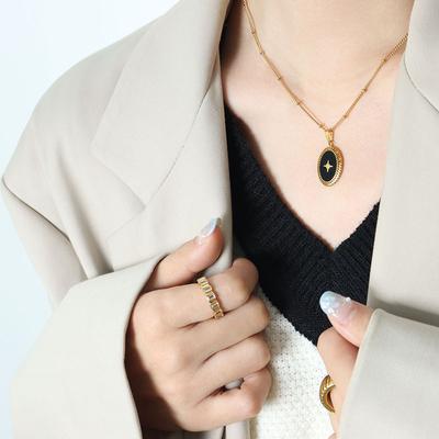 French Retro Non-Fading Wind Dripping Oil Mango Oval Brand Pendant Necklace Niche Elegant Temperament Collarbone Chain
