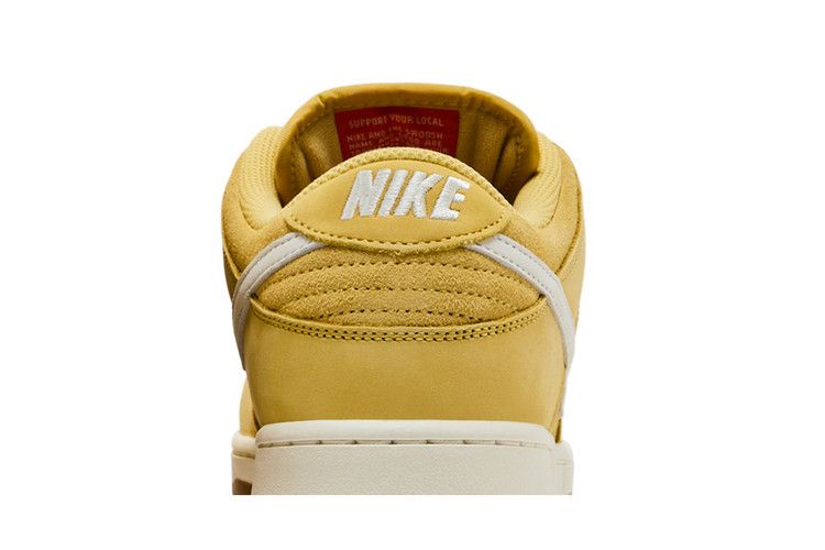 Nike SB Dunk Low Saturn Gold