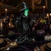 Halloween Witch Ornament Faceless Statue, Glow-in-The-Dark Ornament, Luminous Resin Mysterious Night Atmosphere Figurine for Table Centerpiece Indoor