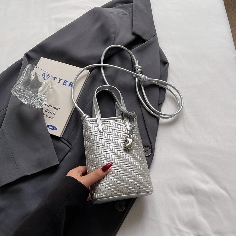 Niche Woven Bags Women's Summer New Fashion Women's Bags Popular Shoulder Messenger Bags Hand Bag Mobile Phone Bag