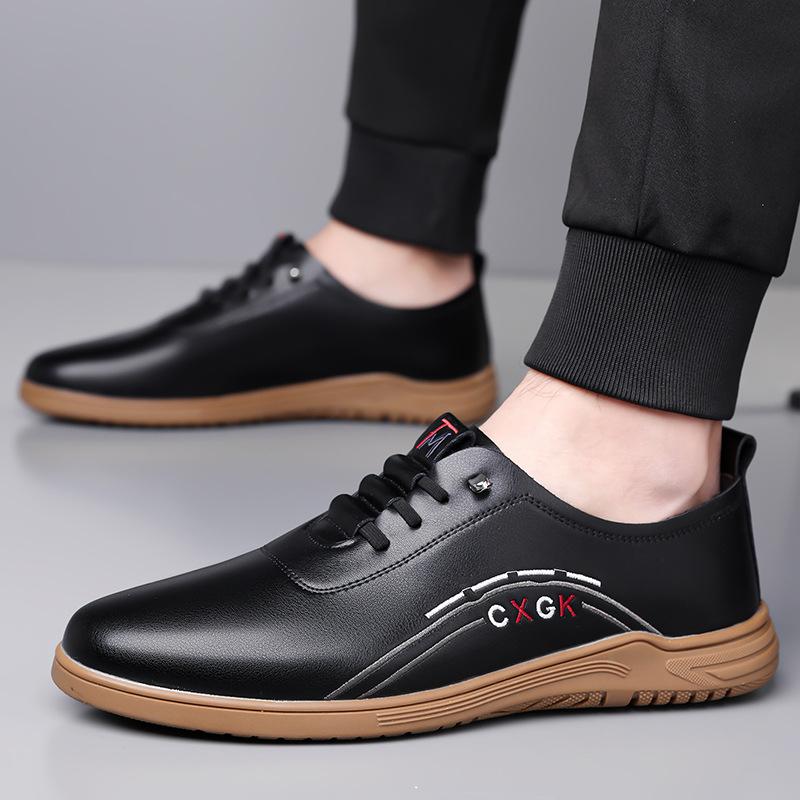 Men's Shoes 2025 New Men's Casual Leather Shoes British One-pedal Business Men's Middle-aged Dad Shoes Soft Leather Shoes