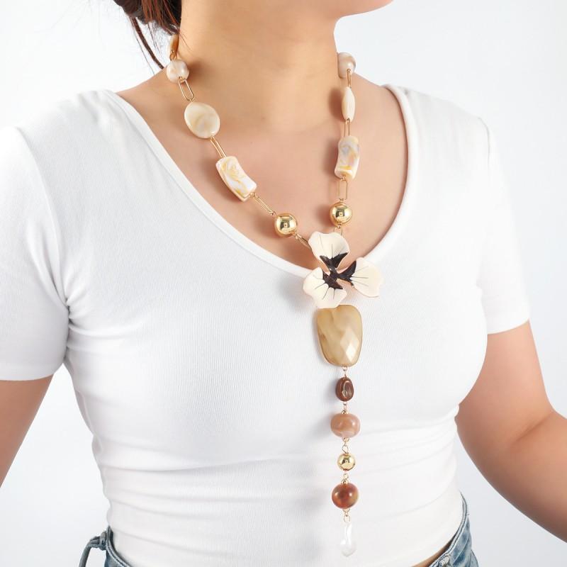 Handmade Resin Floral Statement Necklace Women Boho Beach Chic Layered Pendant Chain 2025 Fashion Accessory