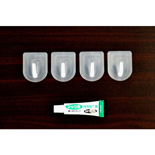 KOKUBO Industries Pitakko Wallpaper Hooks (Small / Pack of 4) 500g Weight Capacity (Semi-Transparent / Removable Adhesive) Small Item Wall Hooks, Adhe